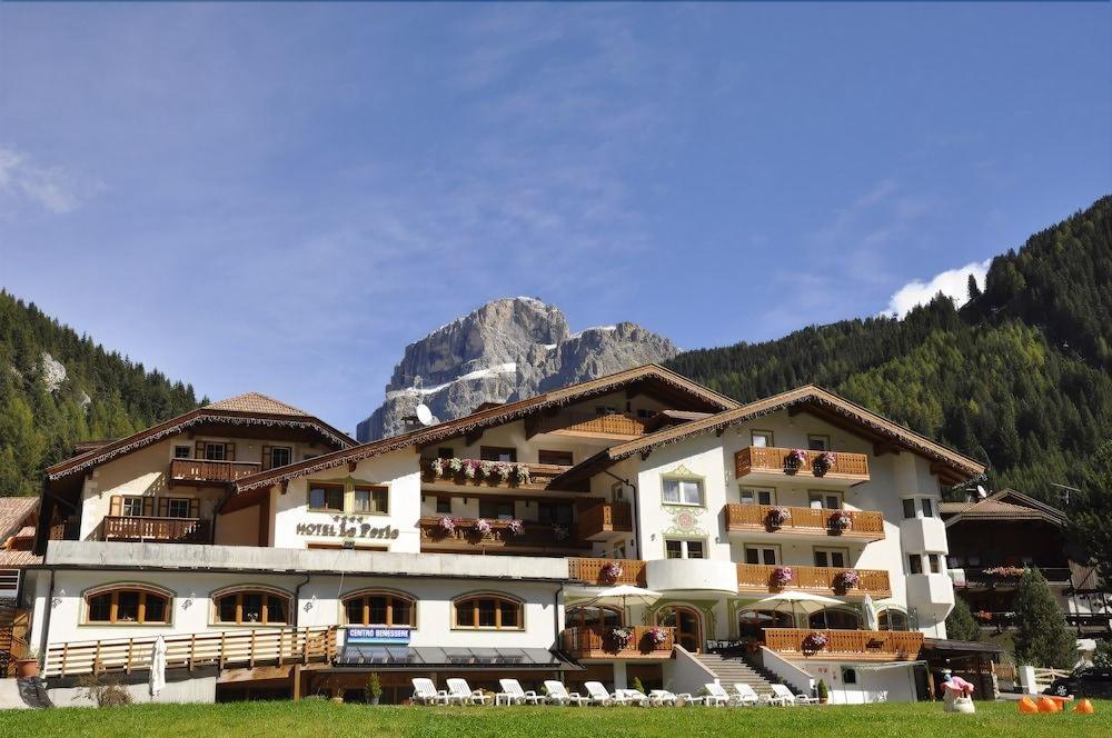 Hotel La Perla Canazei Exterior photo